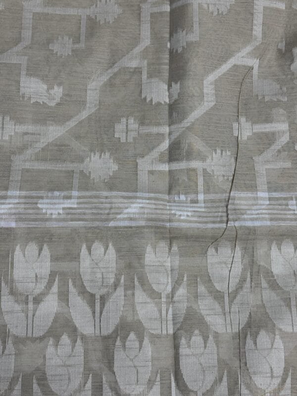 PHOTO-2025-01-17-21-38-02 3 Tulip Jamdani - Beige