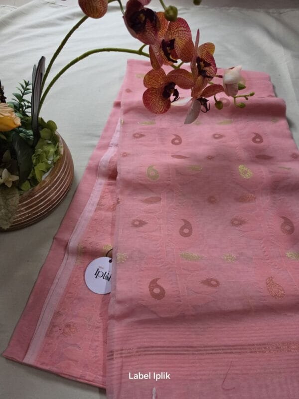 Muted Pink Jamdani Saree